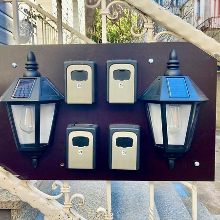 Living At Saarpartments - Adultsonly - Business & Holiday Homes With Kitchen For Long- And Short Term Stay, 3 Min To St Johanner Markt And Points Of Interest 사르브루켄 외부 사진