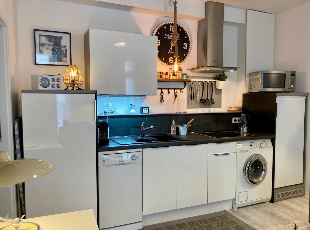 Living At Saarpartments - Adultsonly - Business & Holiday Homes With Kitchen For Long- And Short Term Stay, 3 Min To St Johanner Markt And Points Of Interest 사르브루켄 외부 사진
